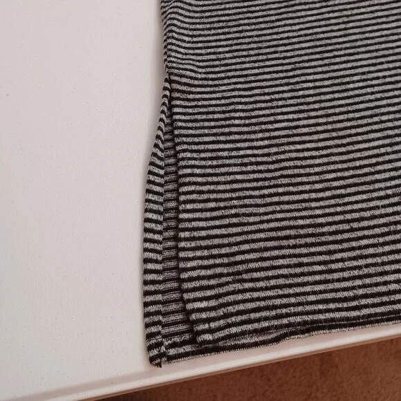 Women's Premise Black N White Striped Drawstring Hoodie with Side Slits Size XL - Picture 5 of 8